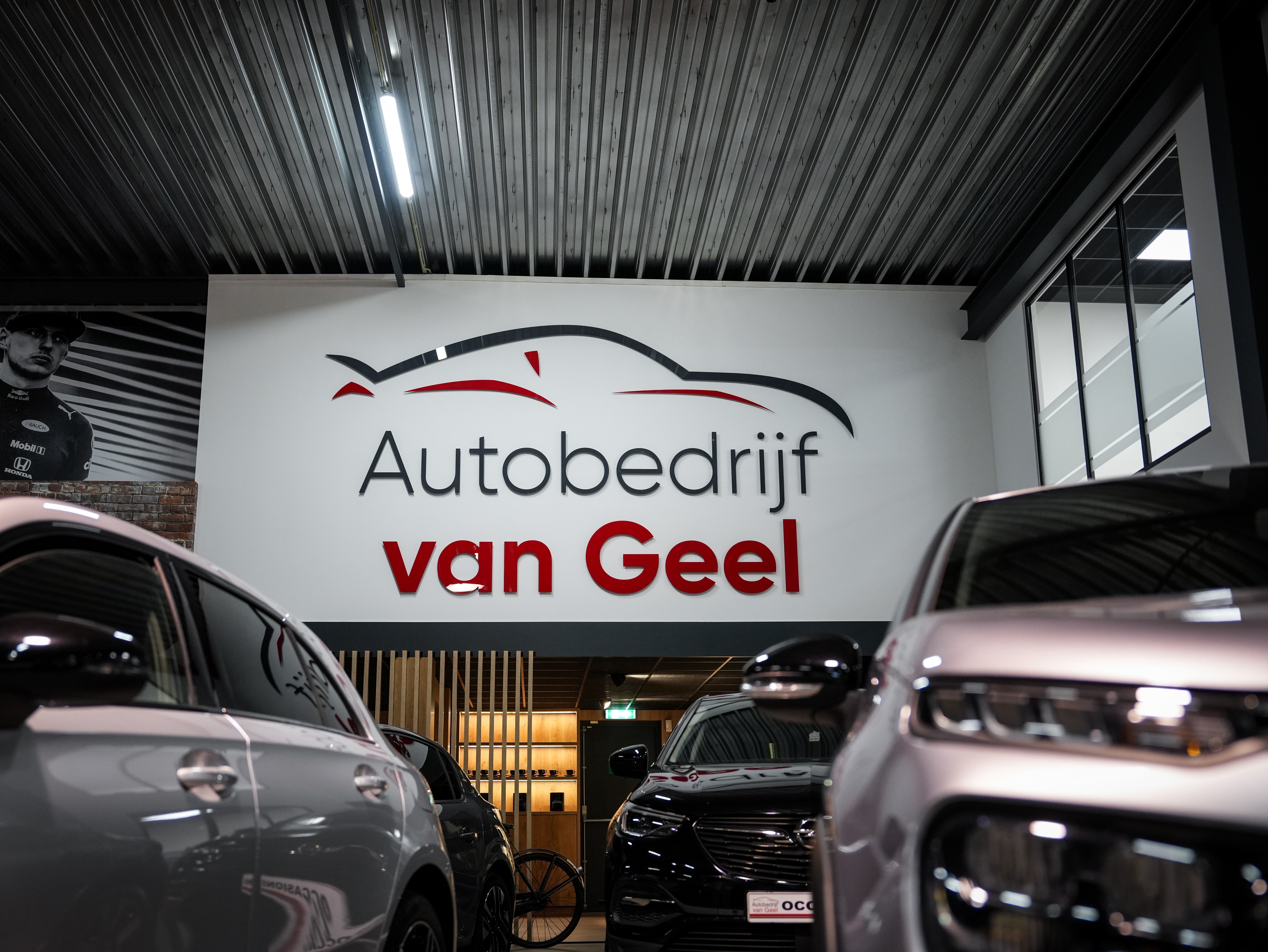 Content 19_content_image_1782918573488192570.jpg Importservice | Autobedrijf van Geel
