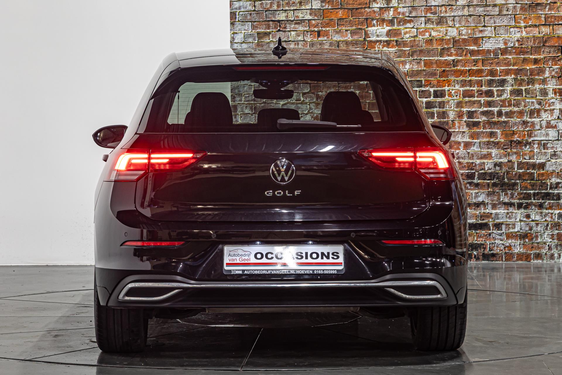 Volkswagen Golf 1.5 TSI R-Line I Stoelen met memory I Stoelverwarming I Rijklaarprijs 44499459-12.jpg | Autobedrijf van Geel