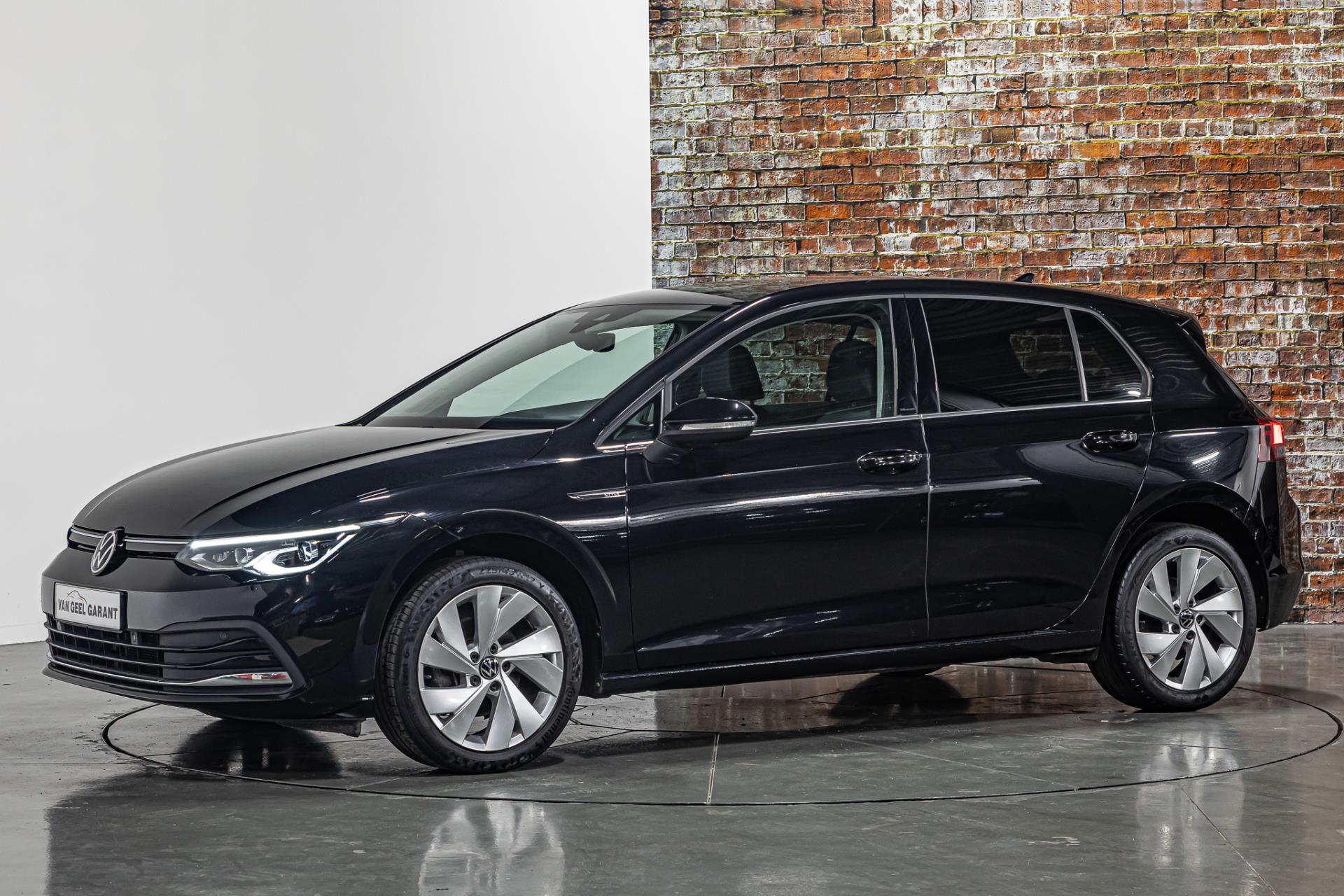 Volkswagen Golf 1.5 TSI R-Line I Stoelen met memory I Stoelverwarming I Rijklaarprijs 44499459-8.jpg | Autobedrijf van Geel