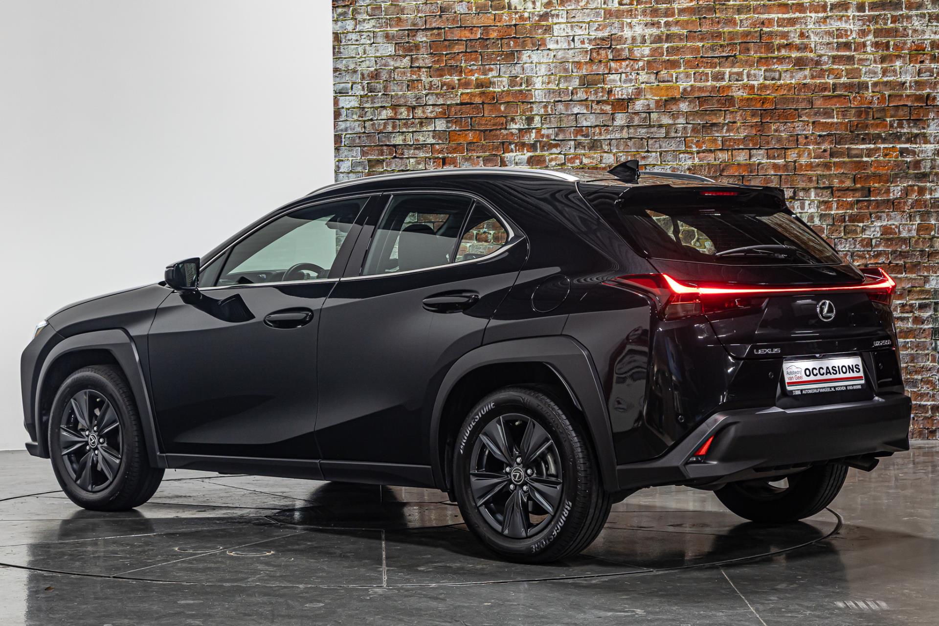 Lexus UX 250h Urban Line I Stuur&Stoel verwarming I Rijklaarprijs 44799541-10.jpg | Autobedrijf van Geel