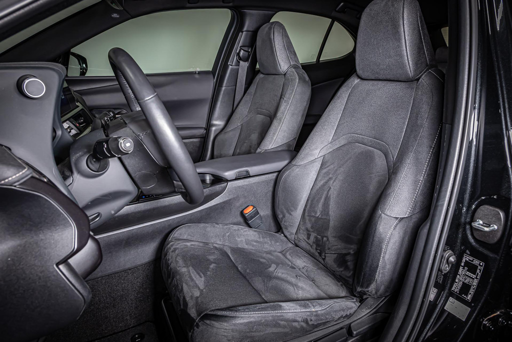 Lexus UX 250h Urban Line I Stuur&Stoel verwarming I Rijklaarprijs 44799541-3.jpg | Autobedrijf van Geel