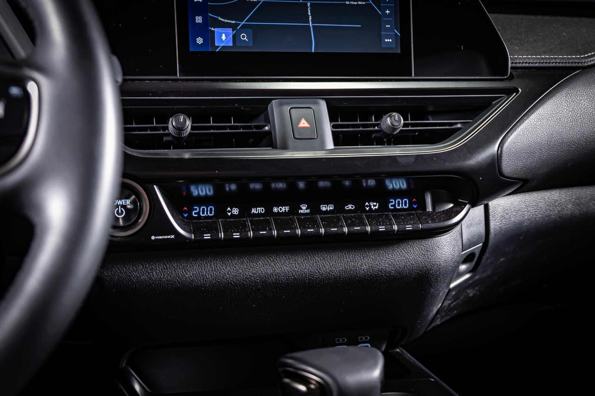 Lexus UX 250h Urban Line I Stuur&Stoel verwarming I Rijklaarprijs 44799541-30.jpg | Autobedrijf van Geel