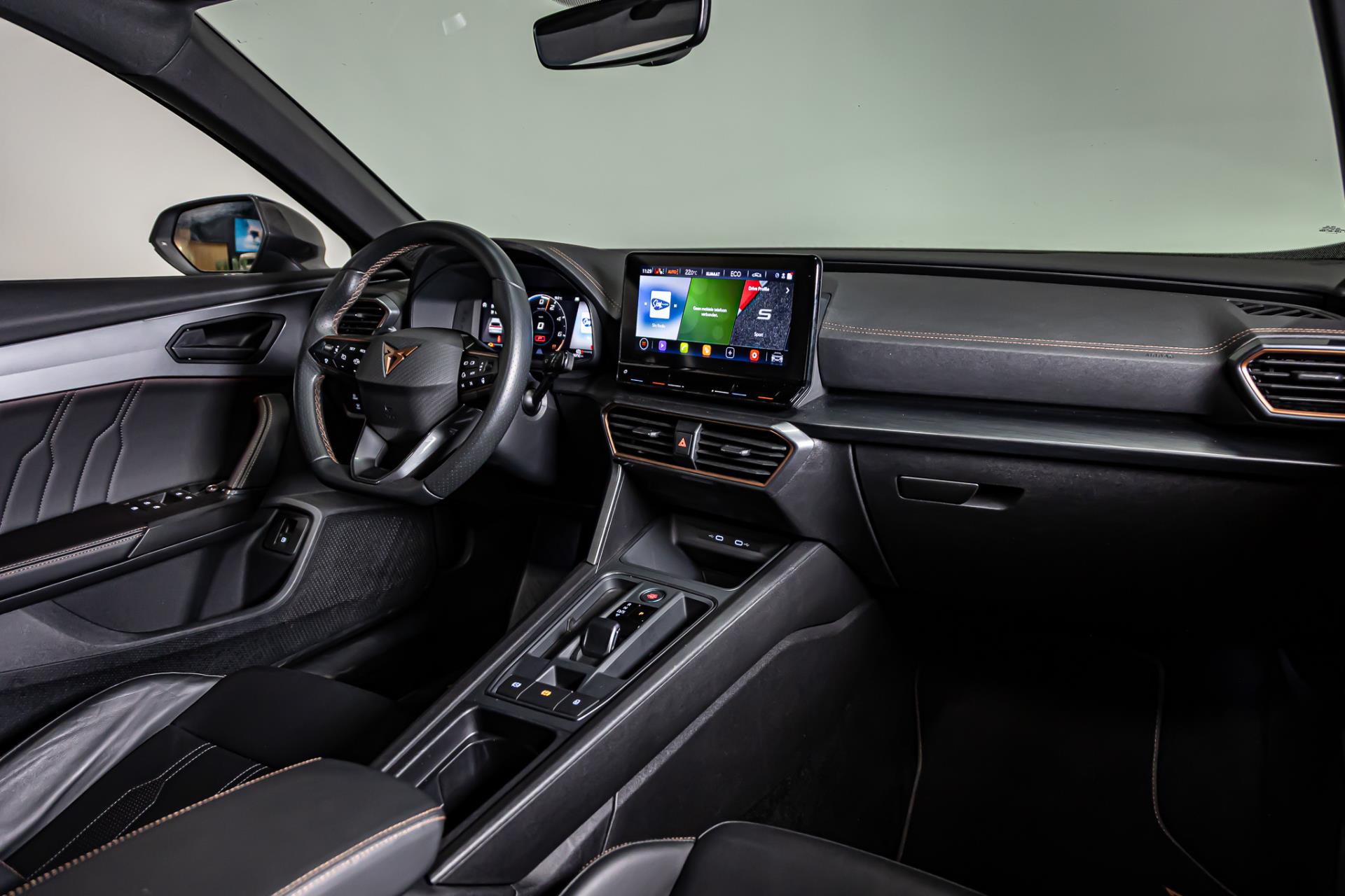 CUPRA Formentor 1.4 e-Hybrid Performance I Schuif/kantel dak I Leer pakket I Rijklaarprijs 44882224-19.jpg | Autobedrijf van Geel