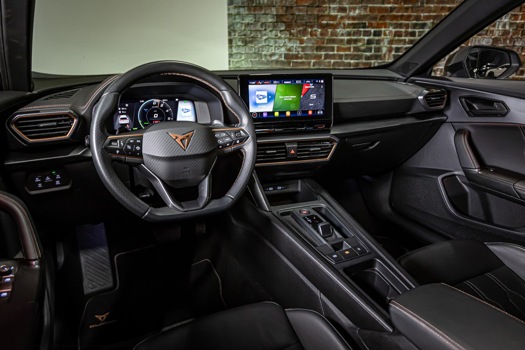 CUPRA Formentor 1.4 e-Hybrid Performance I Schuif/kantel dak I Leer pakket I Rijklaarprijs 44882224-20.jpg | Autobedrijf van Geel