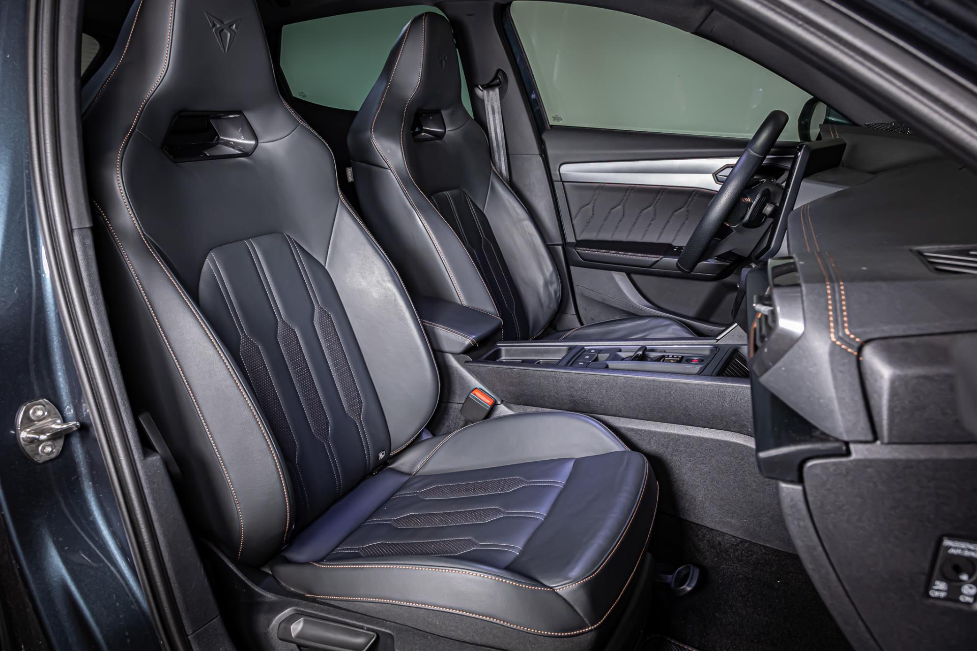 CUPRA Formentor 1.4 e-Hybrid Performance I Schuif/kantel dak I Leer pakket I Rijklaarprijs 44882224-25.jpg | Autobedrijf van Geel