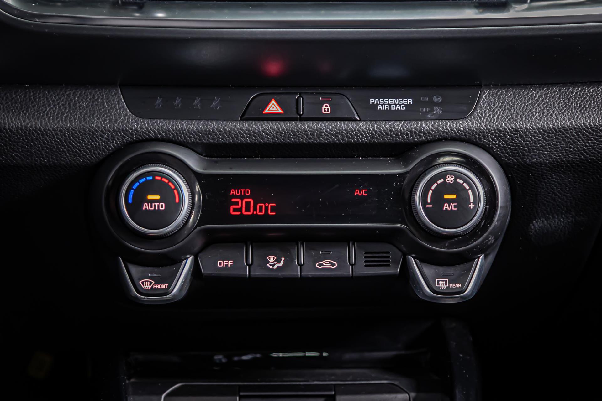 Kia Stonic 1.0 T-GDi Vision I Apple carplay I Achteruitrij camera I Rijklaarprijs 44999701-29.jpg | Autobedrijf van Geel