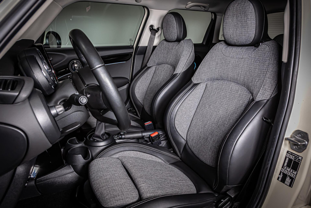 MINI Mini 1.5 One I Navi 45467706-2.jpg | Autobedrijf van Geel