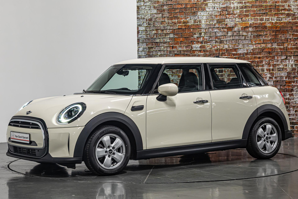 MINI Mini 1.5 One I Navi 45467706-7.jpg | Autobedrijf van Geel