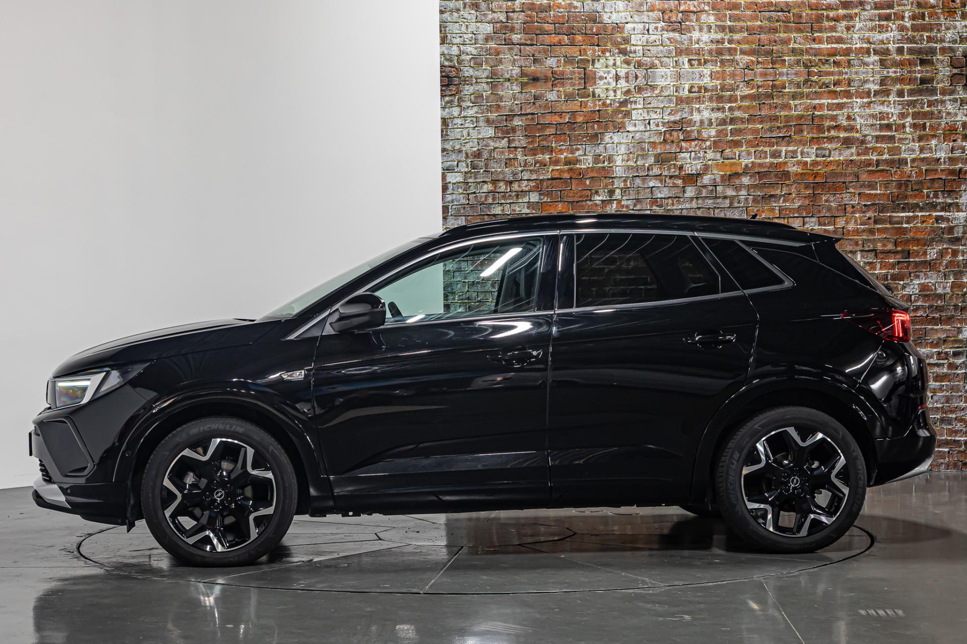 Opel Grandland 1.2 Turbo ultimate I Automaat I Achteruitrij camera I Rijklaarprijs 45755557-9.jpg | Autobedrijf van Geel