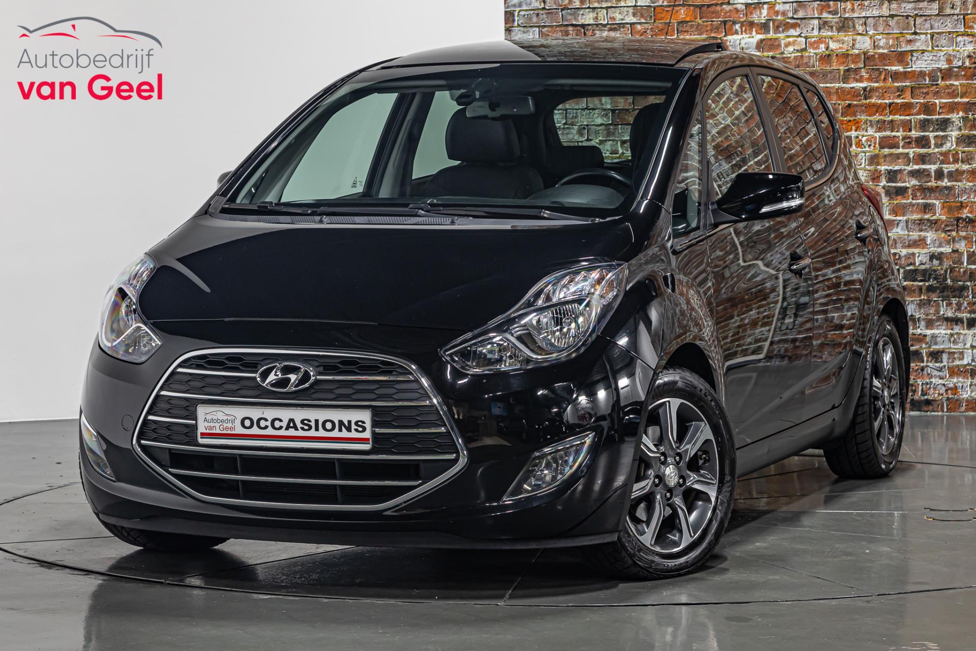 Hyundai ix20 1.6i Premium I Trekhaak I Schuif/kantel dak I Stoelverwarming 46202384-0.jpg | Autobedrijf van Geel