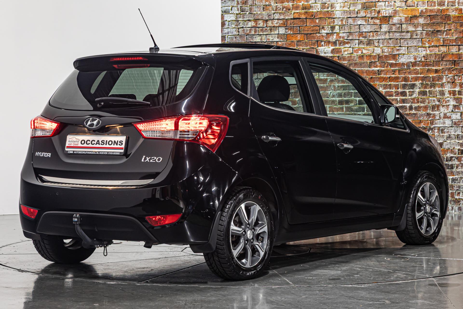 Hyundai ix20 1.6i Premium I Trekhaak I Schuif/kantel dak I Stoelverwarming 46202384-1.jpg | Autobedrijf van Geel