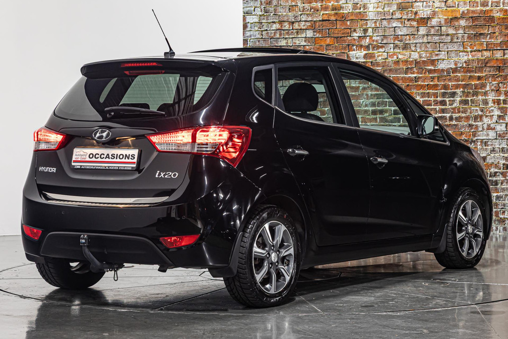 Hyundai ix20 1.6i Premium I Trekhaak I Schuif/kantel dak I Stoelverwarming 46202384-1.jpg | Autobedrijf van Geel