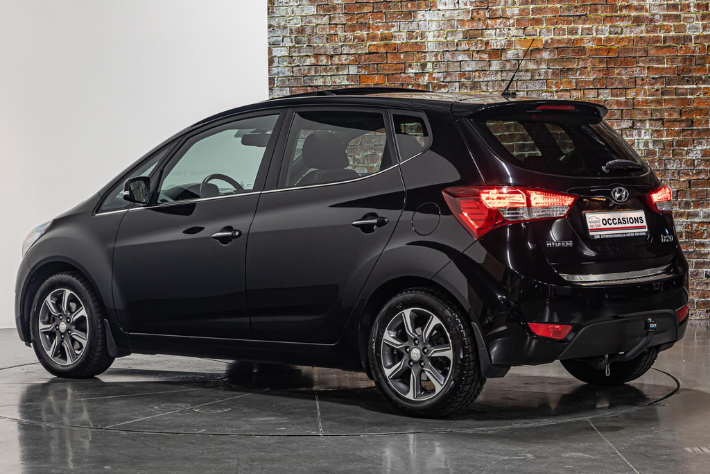 Hyundai ix20 1.6i Premium I Trekhaak I Schuif/kantel dak I Stoelverwarming 46202384-10.jpg | Autobedrijf van Geel