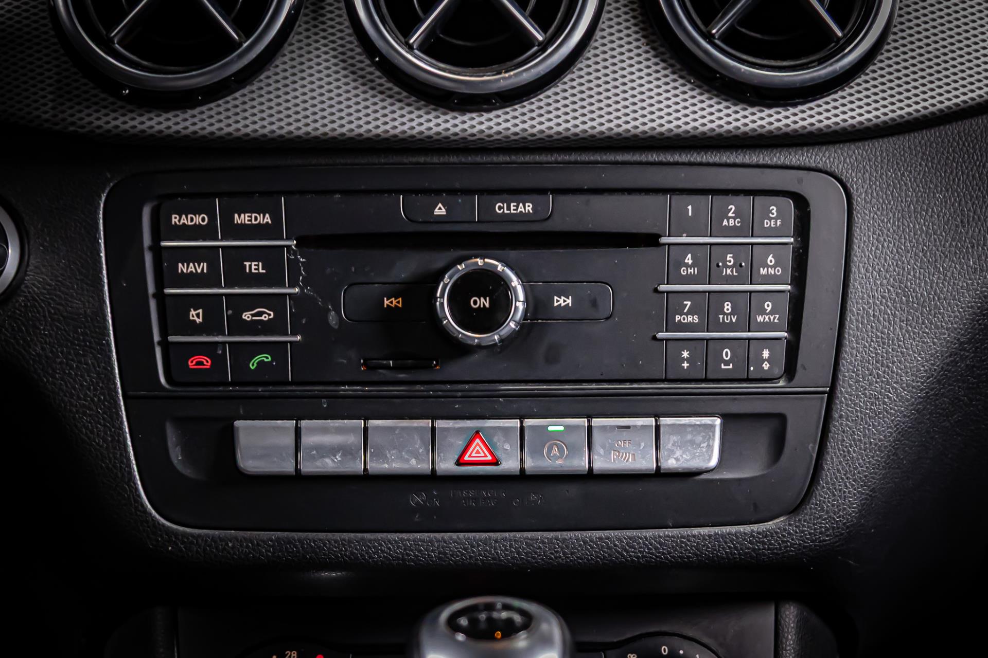 Mercedes-Benz B-Klasse 180 Ambition I Trekhaak I Cruise controle 46919331-30.jpg | Autobedrijf van Geel