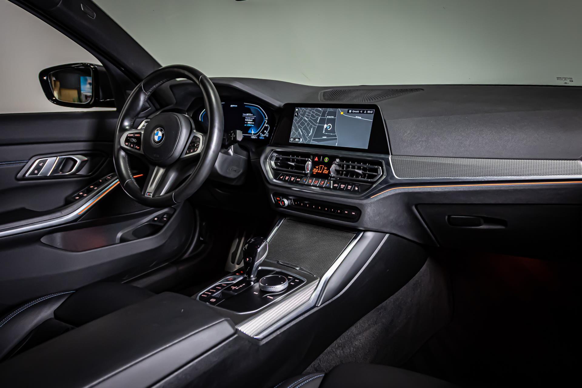 BMW 3 Serie Touring 320e M Sport I Plug in I Head up display 47053318-2.jpg | Autobedrijf van Geel