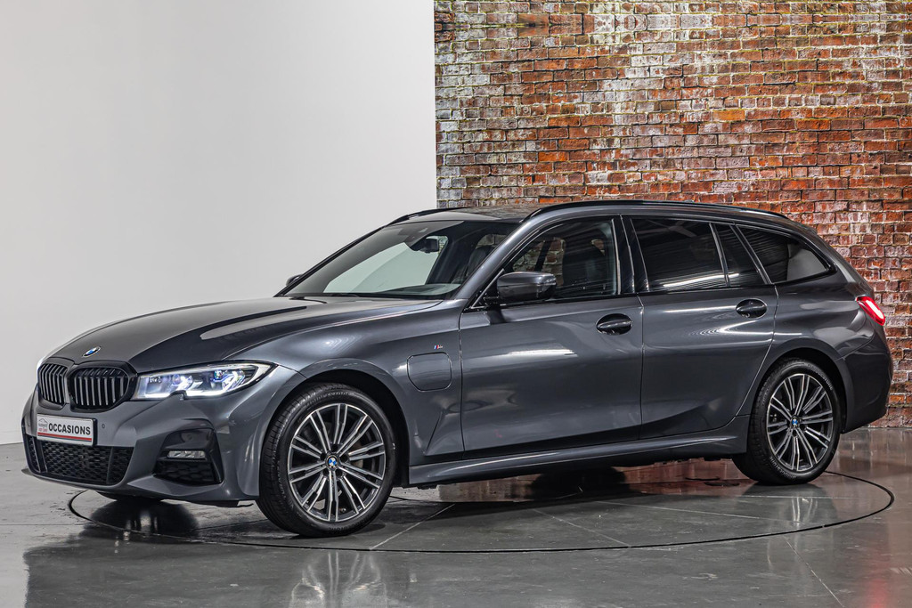 BMW 3 Serie Touring 320e M Sport I Plug in I Head up display 47053318-6.jpg | Autobedrijf van Geel