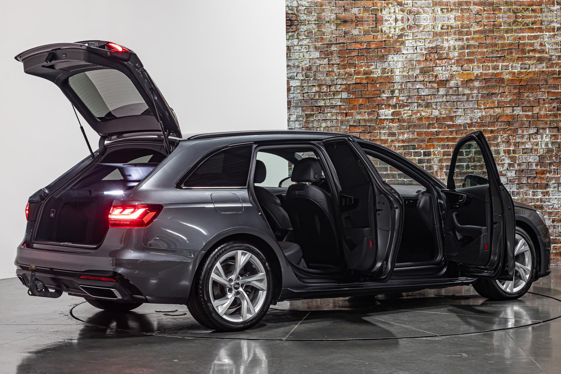 Audi A4 Avant 35 TFSI S Line I Elektrisch uitklapbare trekhaak I Automaat 47176537-13.jpg | Autobedrijf van Geel