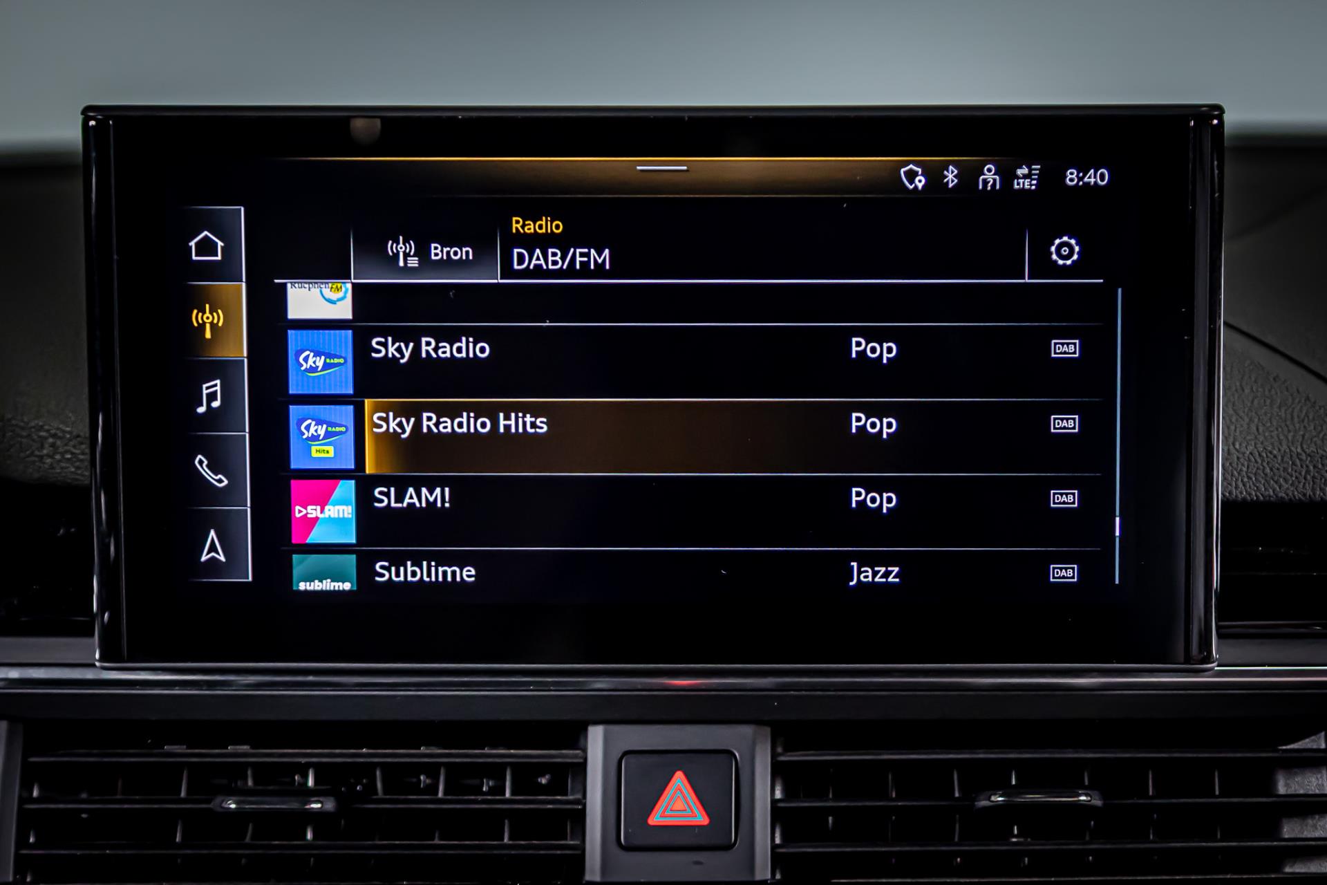 Audi A4 Avant 35 TFSI S Line I Elektrisch uitklapbare trekhaak I Automaat 47176537-28.jpg | Autobedrijf van Geel