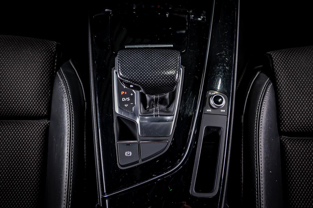 Audi A4 Avant 35 TFSI S Line I Elektrisch uitklapbare trekhaak I Automaat 47176537-34.jpg | Autobedrijf van Geel