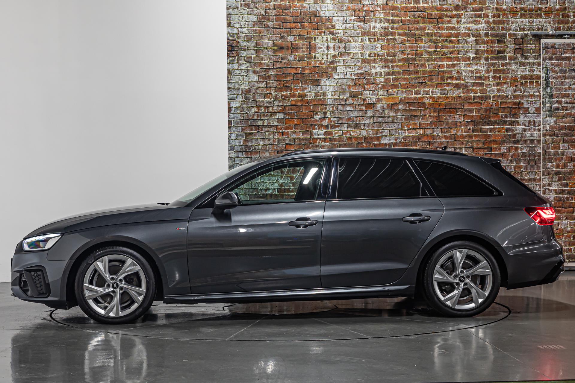 Audi A4 Avant 35 TFSI S Line I Elektrisch uitklapbare trekhaak I Automaat 47176537-7.jpg | Autobedrijf van Geel