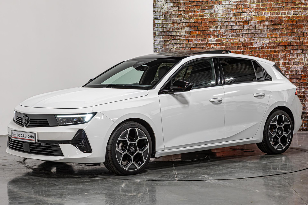 Opel Astra 1.2 Elegance I Elektrisch schuif/kantel dak I Rondom camera I Stuur&stoel verwarming 47210807-16.jpg | Autobedrijf van Geel