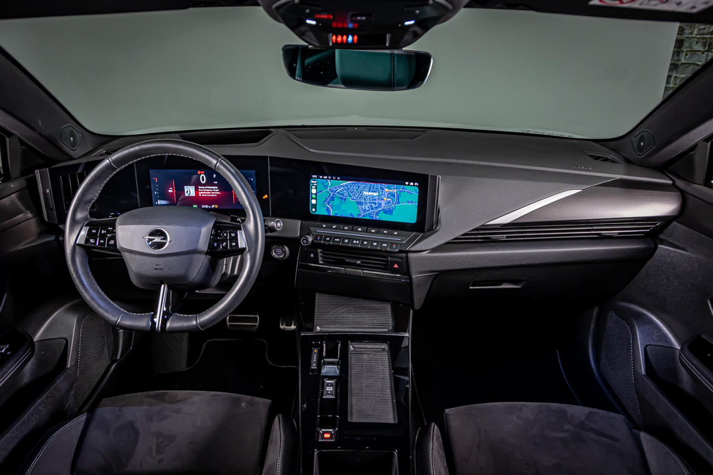 Opel Astra 1.2 Elegance I Elektrisch schuif/kantel dak I Rondom camera I Stuur&stoel verwarming 47210807-19.jpg | Autobedrijf van Geel