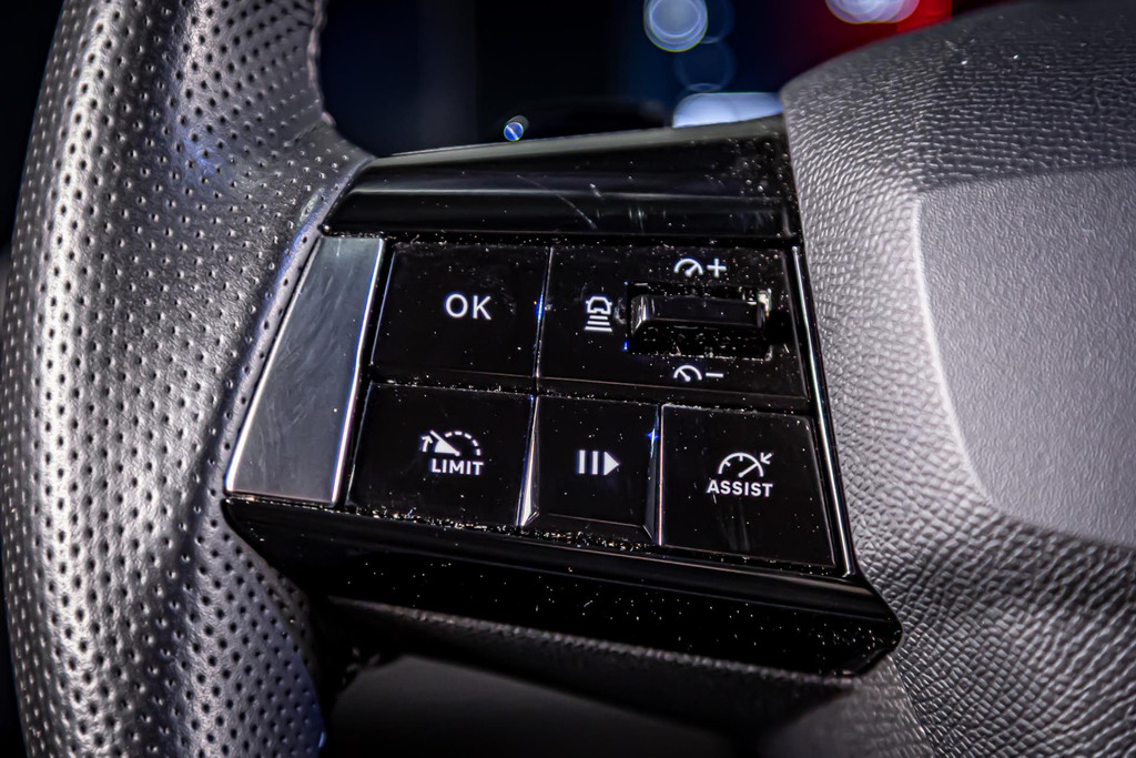 Opel Astra 1.2 Elegance I Elektrisch schuif/kantel dak I Rondom camera I Stuur&stoel verwarming 47210807-25.jpg | Autobedrijf van Geel