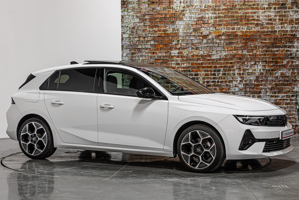 Opel Astra 1.2 Elegance I Elektrisch schuif/kantel dak I Rondom camera I Stuur&stoel verwarming 47210807-5.jpg | Autobedrijf van Geel