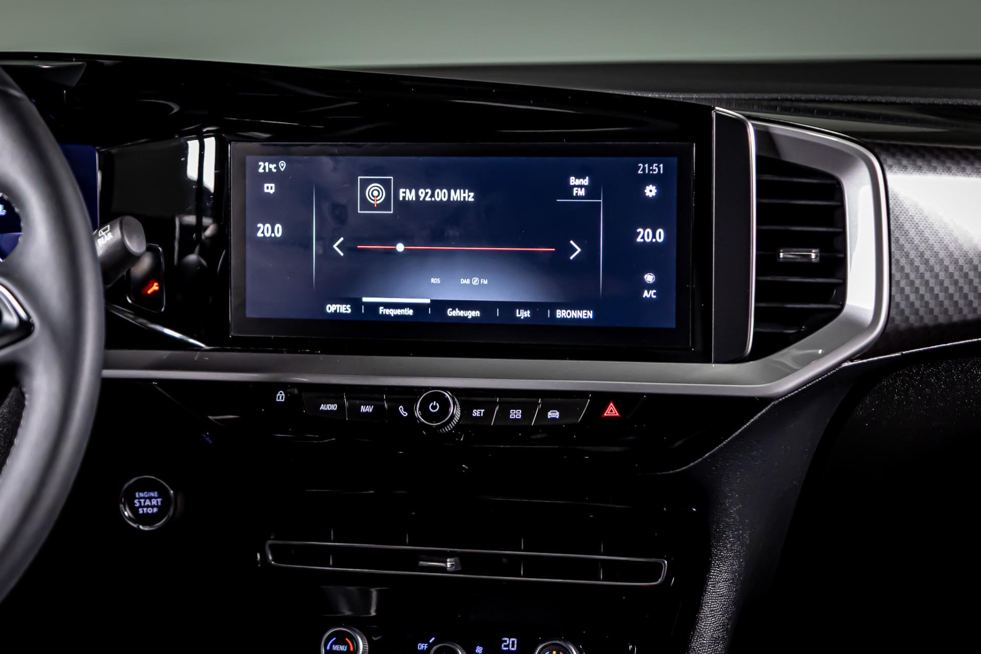 Opel Mokka 1.2 Turbo ultimate I Automaat I Apple carplay I Rijklaarprijs 47376251-21.jpg | Autobedrijf van Geel