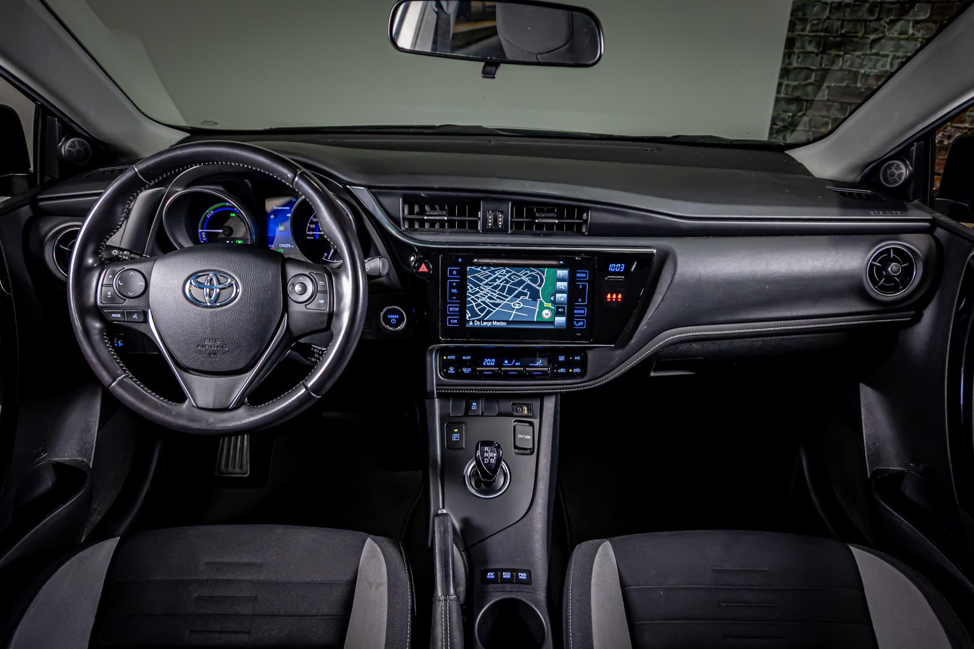 Toyota Auris 1.8 Hybrid Lease Pro I Achteruitrij camera I Cruise controle 47547122-2.jpg | Autobedrijf van Geel