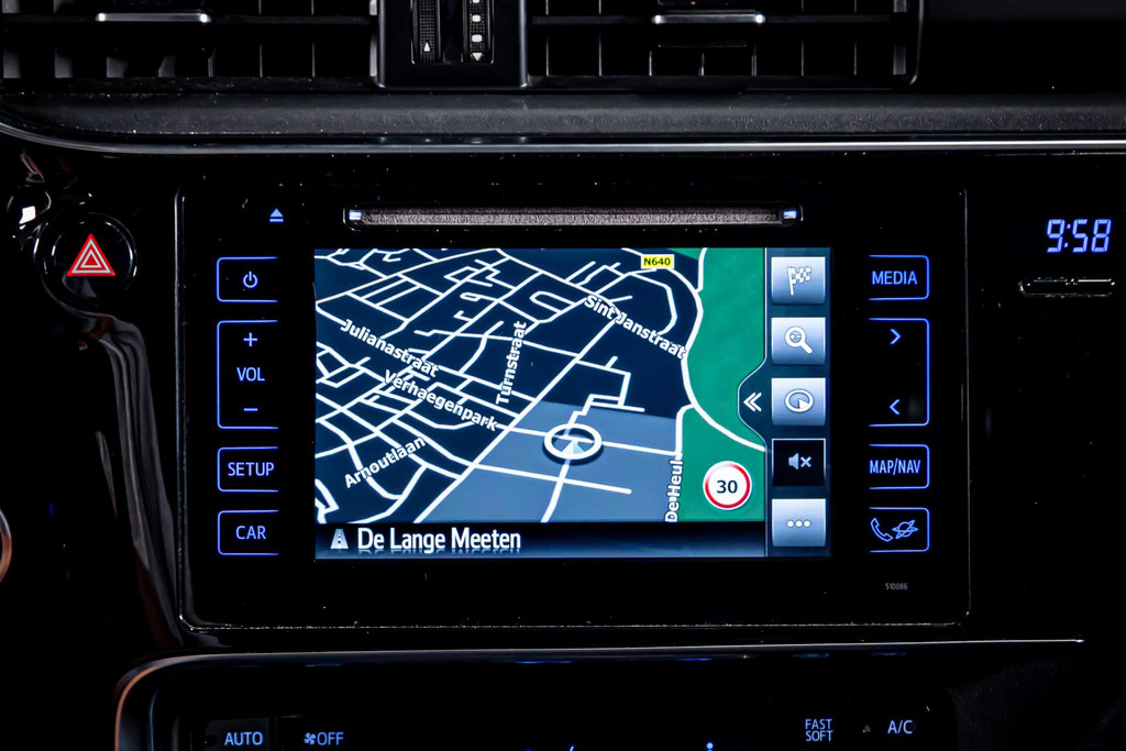 Toyota Auris 1.8 Hybrid Lease Pro I Achteruitrij camera I Cruise controle 47547122-20.jpg | Autobedrijf van Geel