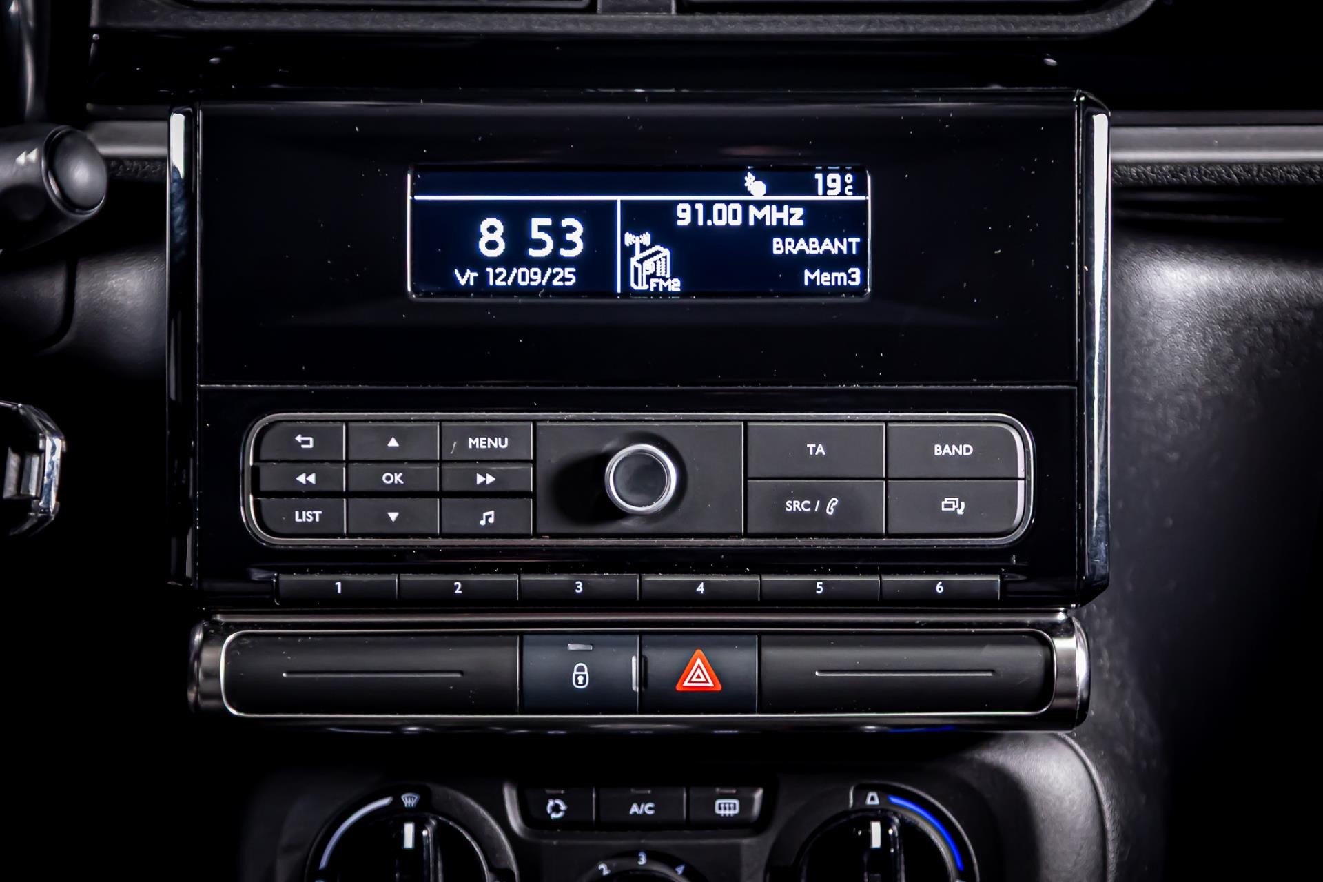 Citroën C3 1.2 PureTech Feel I Trekhaak I Cruise controle I Rijklaarprijs 47562902-21.jpg | Autobedrijf van Geel