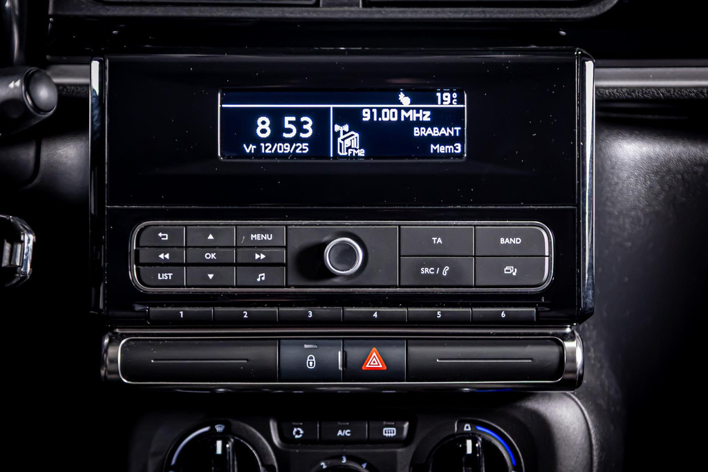 Citroën C3 1.2 PureTech Feel I Trekhaak I Cruise controle I Rijklaarprijs 47562902-21.jpg | Autobedrijf van Geel