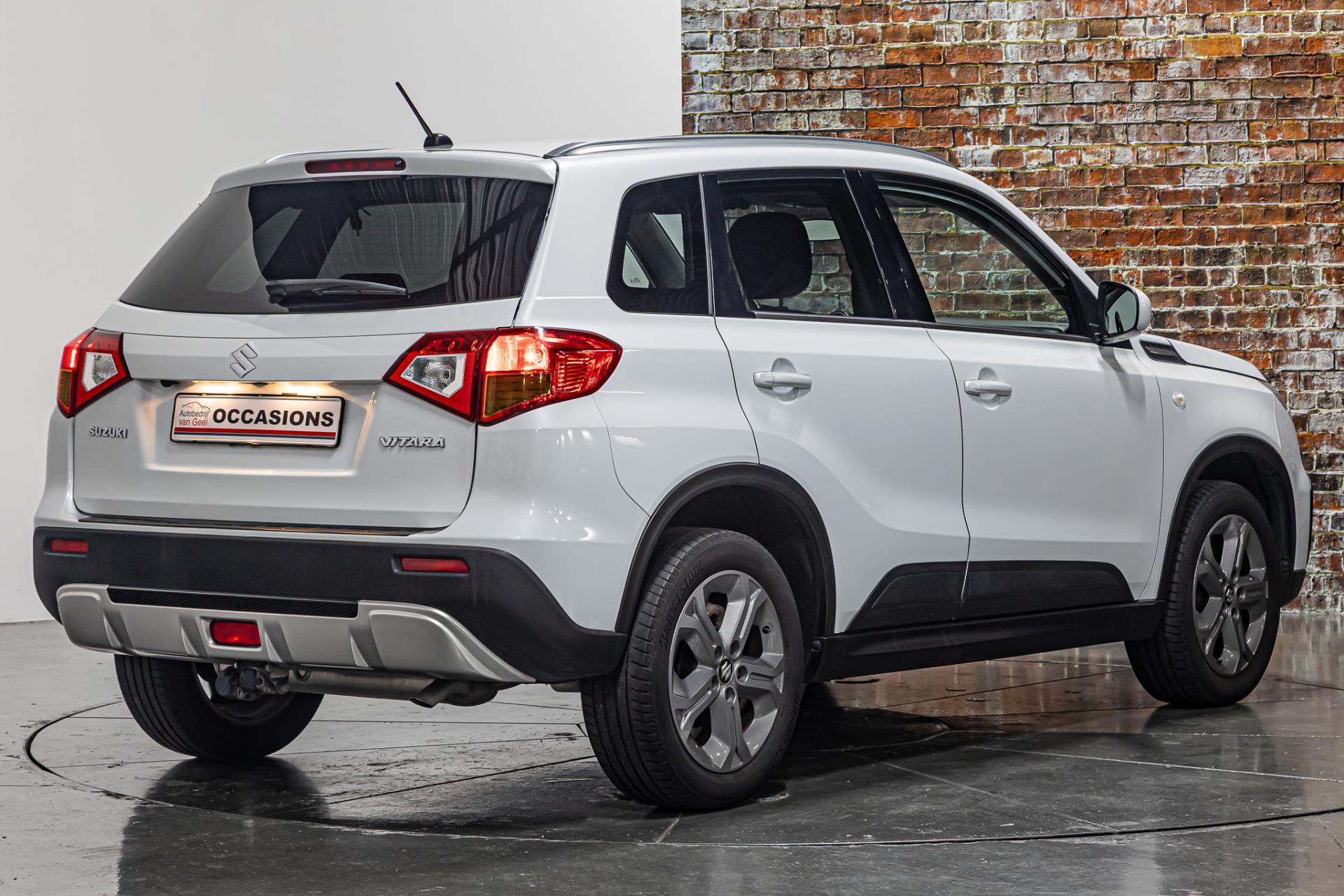 Suzuki Vitara 1.6 Exclusive I Afneembare trekhaak I Achteruitrij camera 47812419-12.jpg | Autobedrijf van Geel