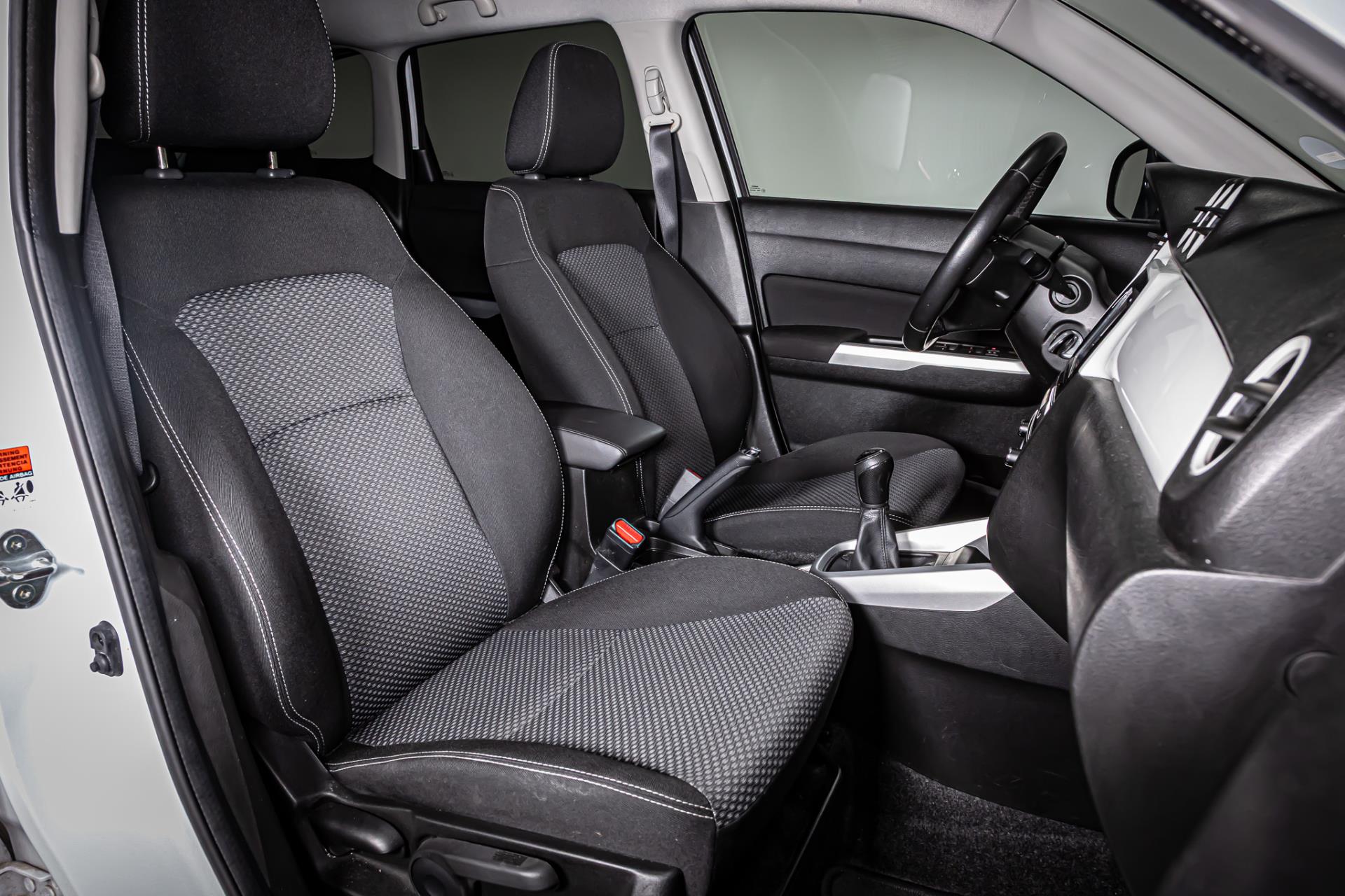 Suzuki Vitara 1.6 Exclusive I Afneembare trekhaak I Achteruitrij camera 47812419-17.jpg | Autobedrijf van Geel