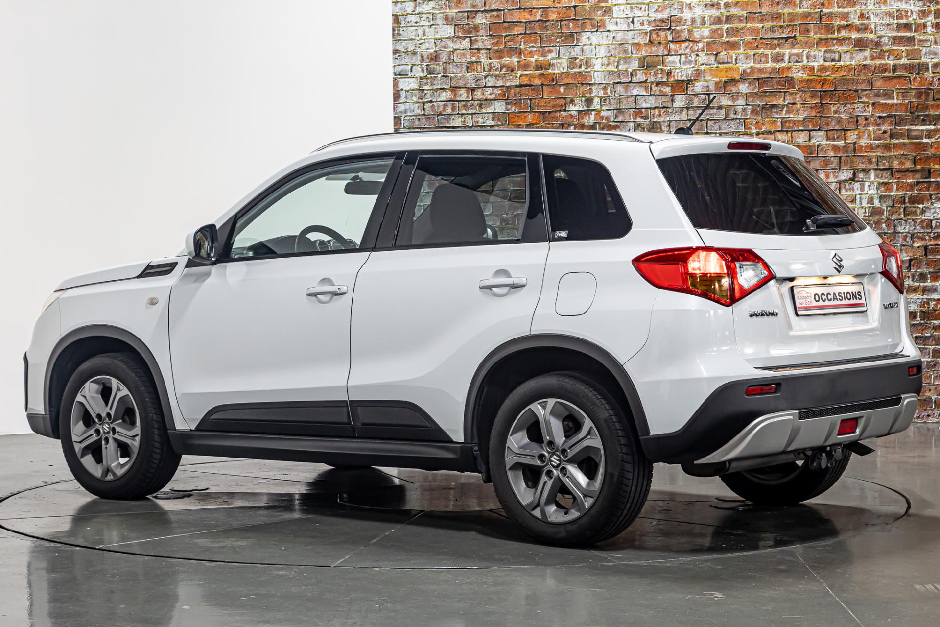 Suzuki Vitara 1.6 Exclusive I Afneembare trekhaak I Achteruitrij camera 47812419-8.jpg | Autobedrijf van Geel