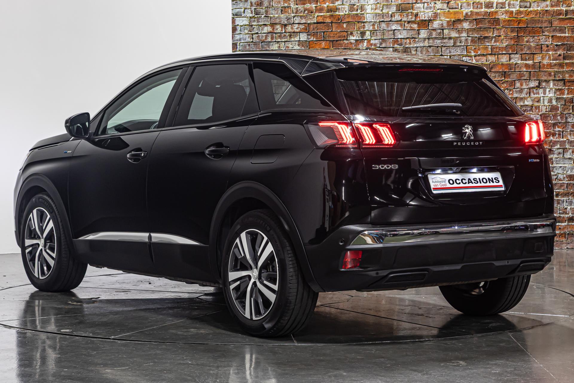 Peugeot 3008 1.6 HYbrid 225 Allure I Camera I Stoelverwarming I Apple carplay 47899346-12.jpg | Autobedrijf van Geel