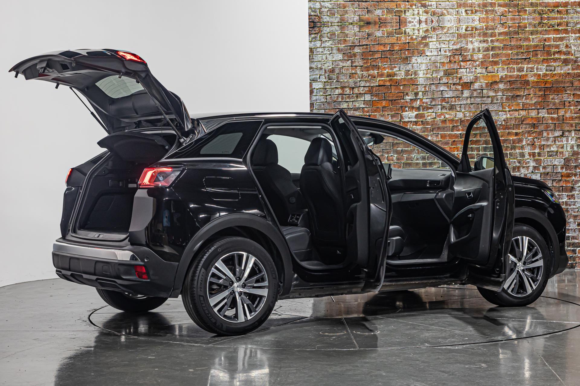 Peugeot 3008 1.6 HYbrid 225 Allure I Camera I Stoelverwarming I Apple carplay 47899346-16.jpg | Autobedrijf van Geel