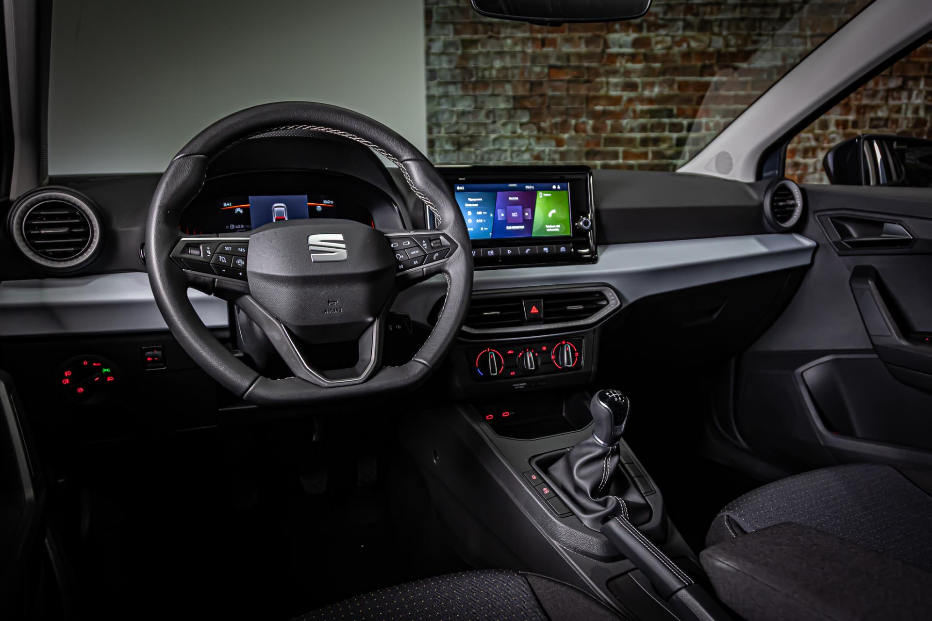 SEAT Ibiza 1.0 MPI MT move! I Full link I Verwacht! 47899756-2.jpg | Autobedrijf van Geel