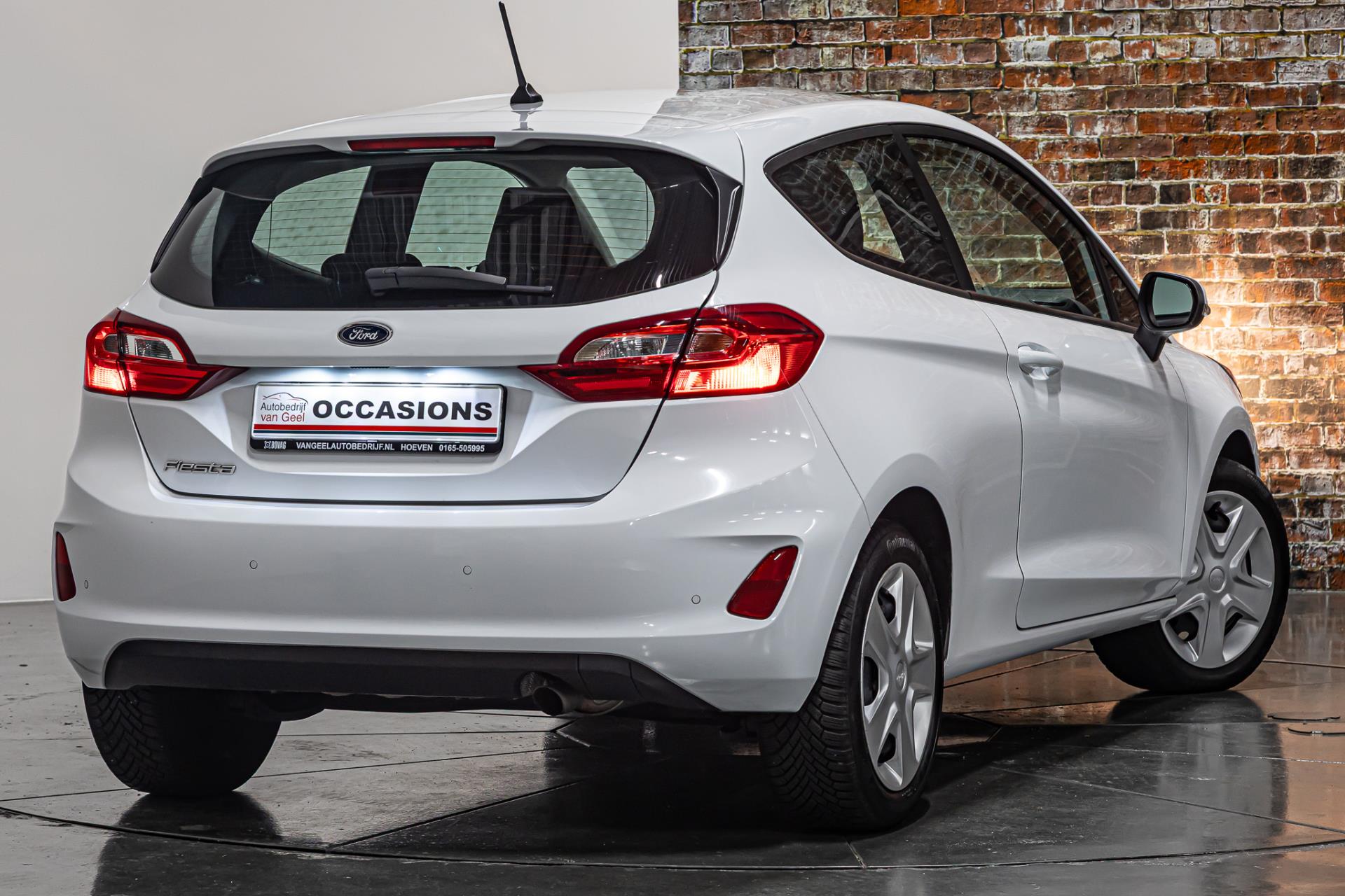 Ford Fiesta 1.1 Trend I Airco I Parkeersensoren achter 47988736-1.jpg | Autobedrijf van Geel