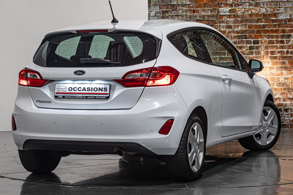 Ford Fiesta 1.1 Trend I Airco I Parkeersensoren achter 47988736-1.jpg | Autobedrijf van Geel