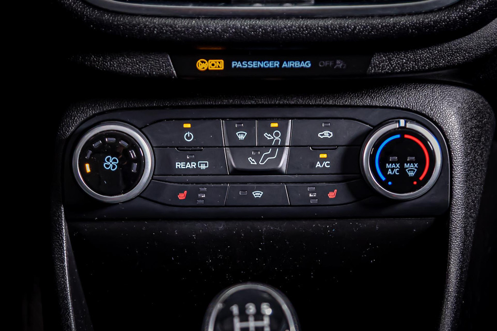 Ford Fiesta 1.1 Trend I Airco I Parkeersensoren achter 47988736-23.jpg | Autobedrijf van Geel