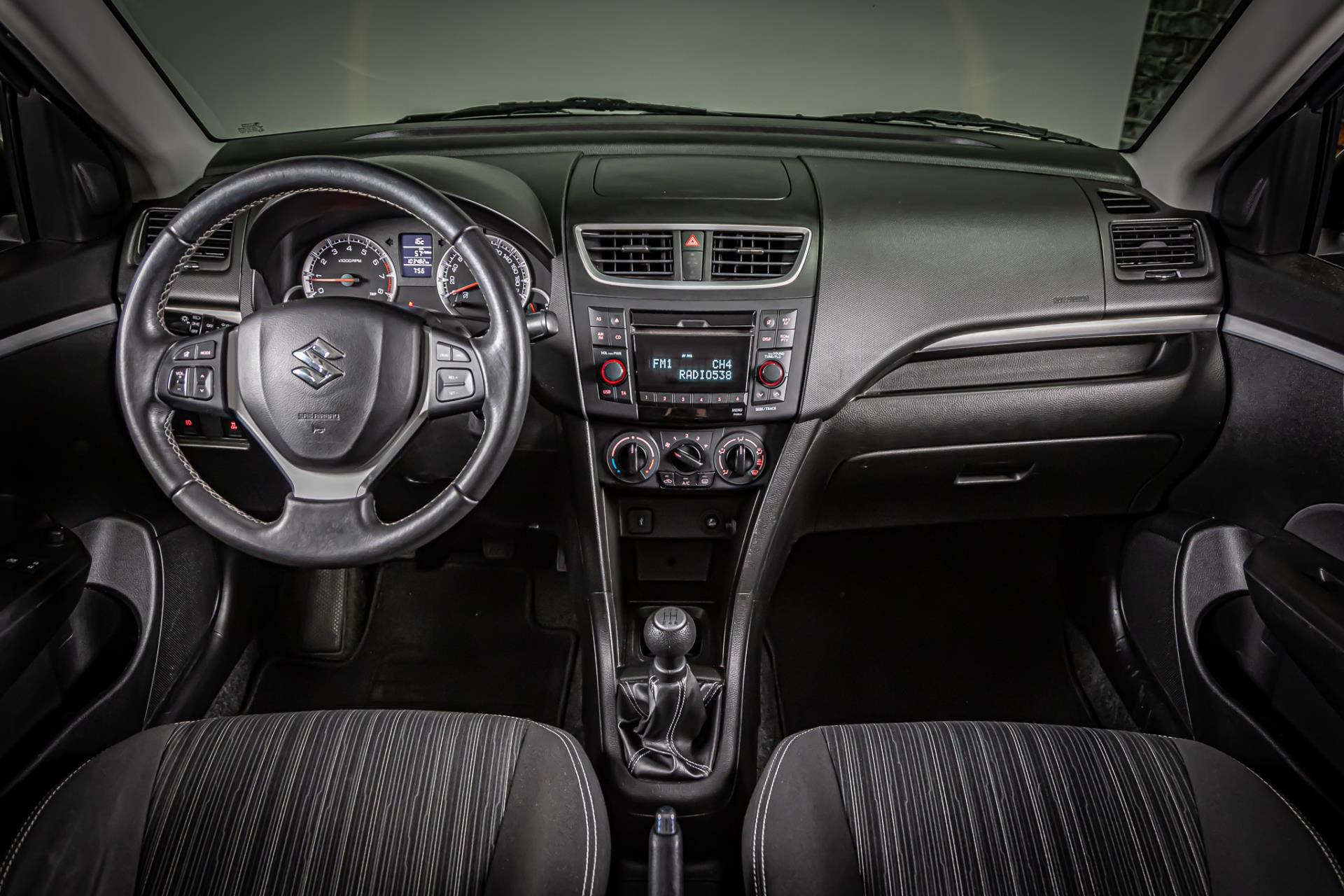 Suzuki Swift 1.2 Base EASSS I Airco I Cruise controle I Rijklaarprijs 48122659-3.jpg | Autobedrijf van Geel