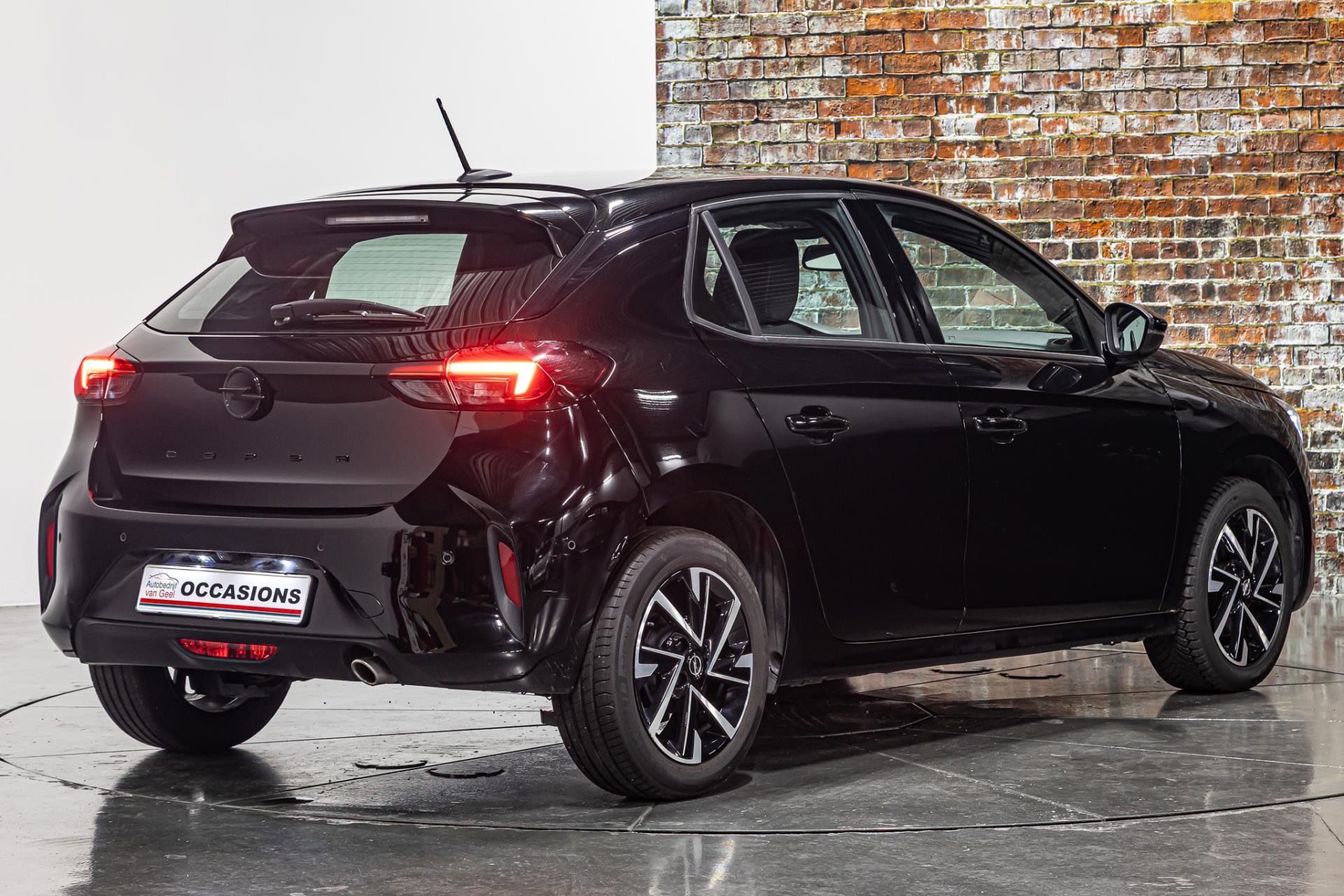 Opel Corsa 1.2 Turbo GS I Stuur&stoel verwarming I Apple carplay 48135169-10.jpg | Autobedrijf van Geel