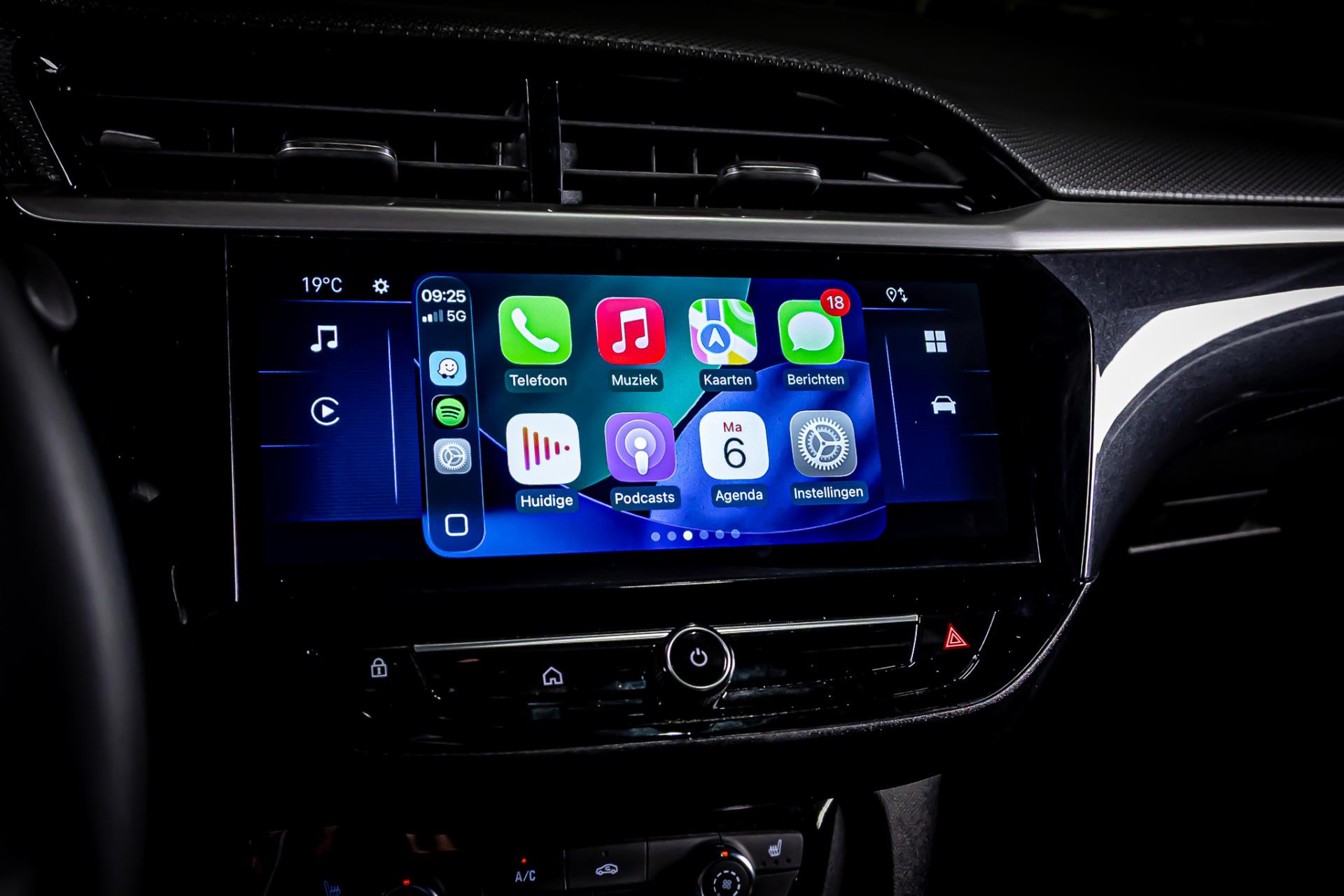 Opel Corsa 1.2 Turbo GS I Stuur&stoel verwarming I Apple carplay 48135169-16.jpg | Autobedrijf van Geel