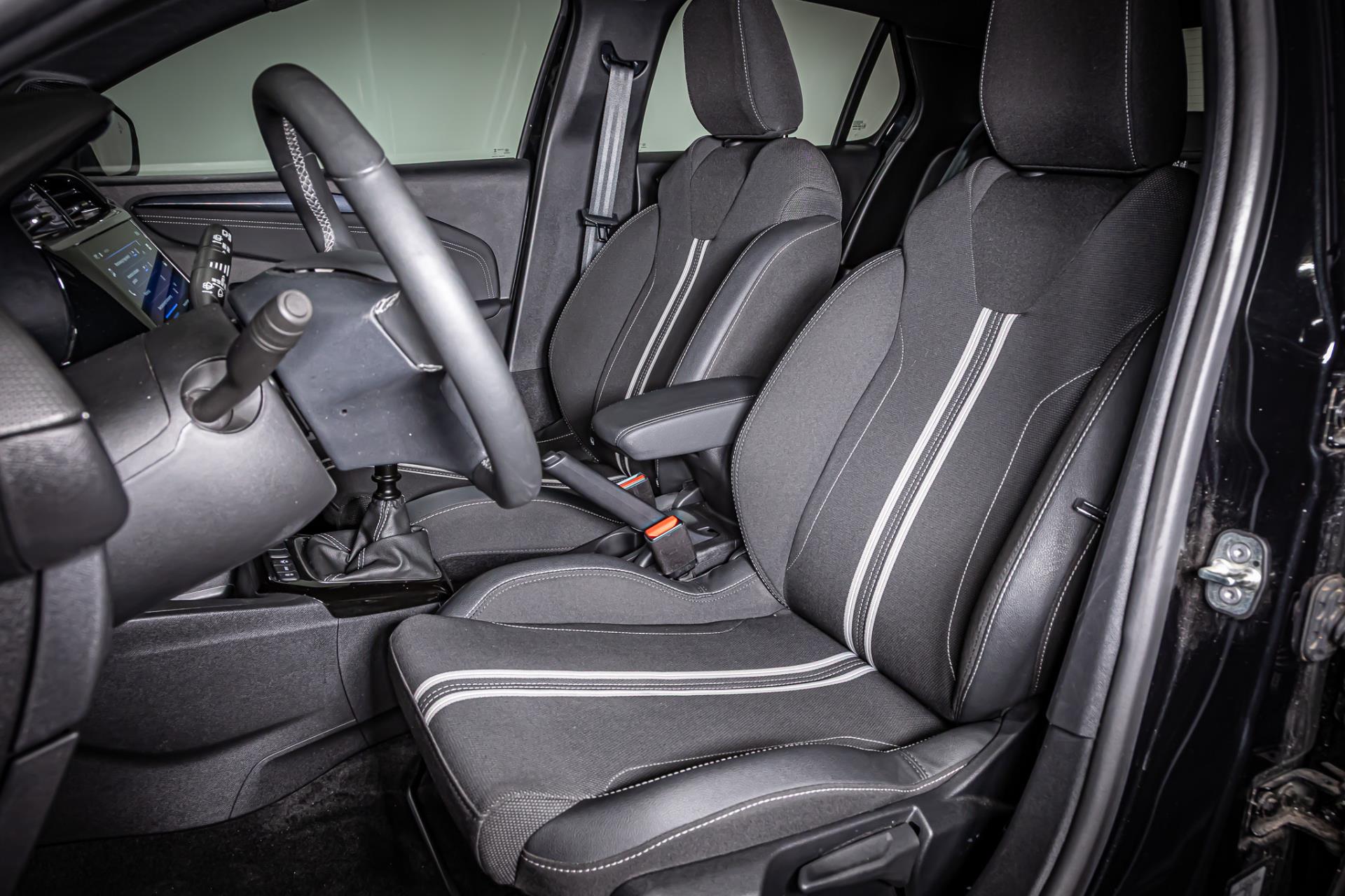 Opel Corsa 1.2 Turbo GS I Stuur&stoel verwarming I Apple carplay 48135169-3.jpg | Autobedrijf van Geel