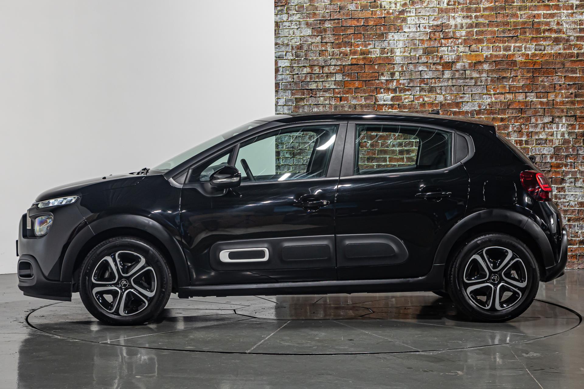 Citroën C3 1.2 PureTech Plus I Apple carplay I Navi 48394818-7.jpg | Autobedrijf van Geel