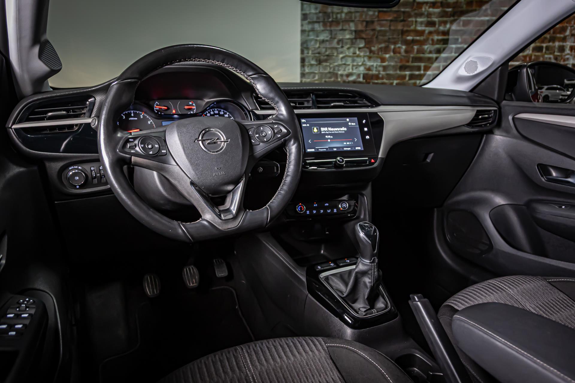 Opel Corsa 1.2 Edition I Achteruitrij camera I Stuurverwarming 48518977-15.jpg | Autobedrijf van Geel
