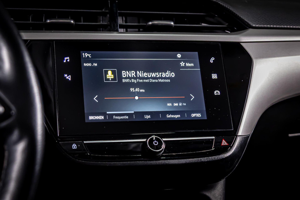 Opel Corsa 1.2 Edition I Achteruitrij camera I Stuurverwarming 48518977-17.jpg | Autobedrijf van Geel