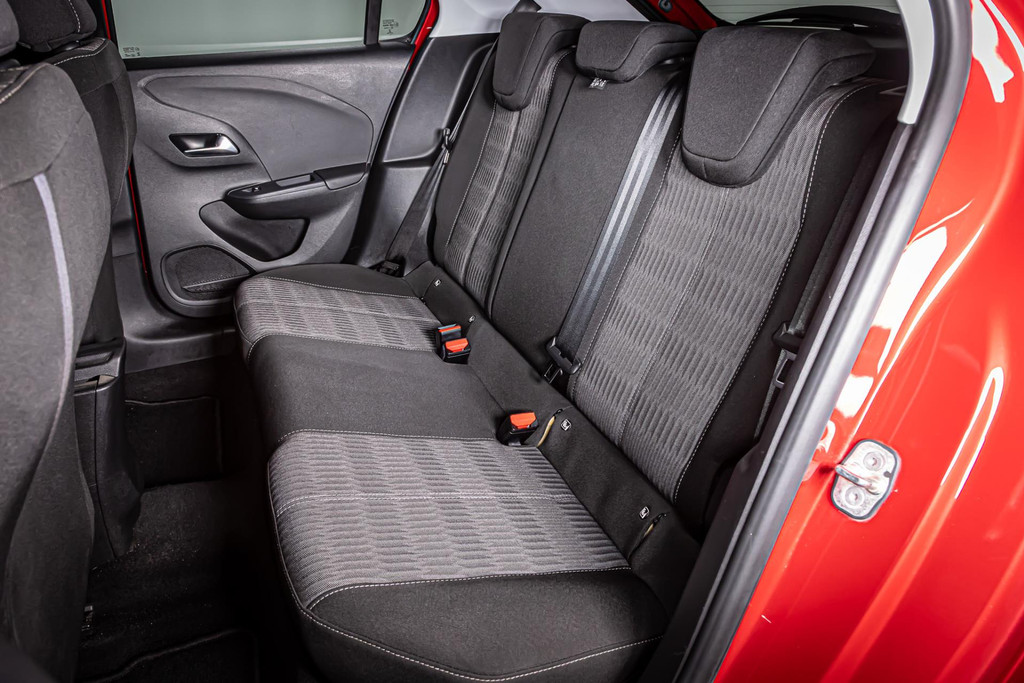 Opel Corsa 1.2 Edition I Achteruitrij camera I Stuurverwarming 48518977-19.jpg | Autobedrijf van Geel